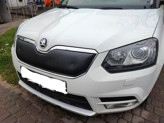 Winter cover on the grille (upper, 2013+) for Skoda Yeti 2009-2017 - image 1