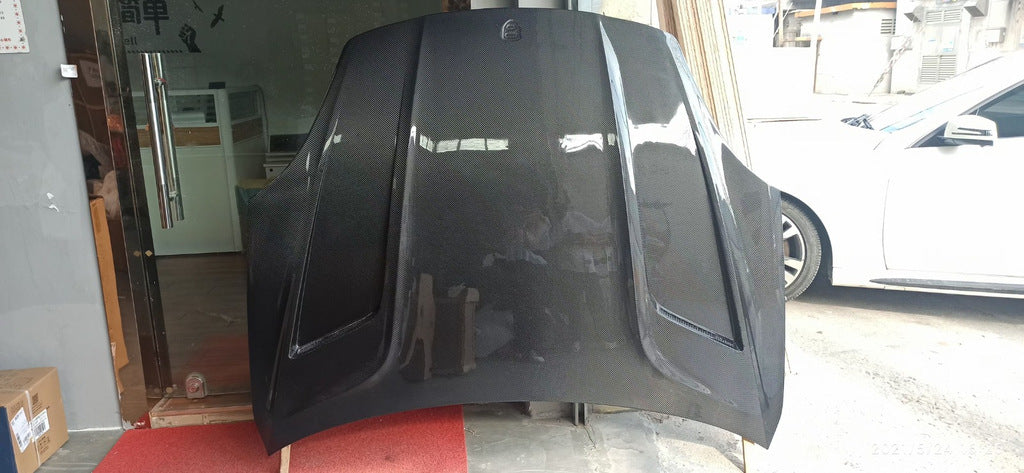 Hood (Carbon) for Porsche Cayenne 2018- - image 2