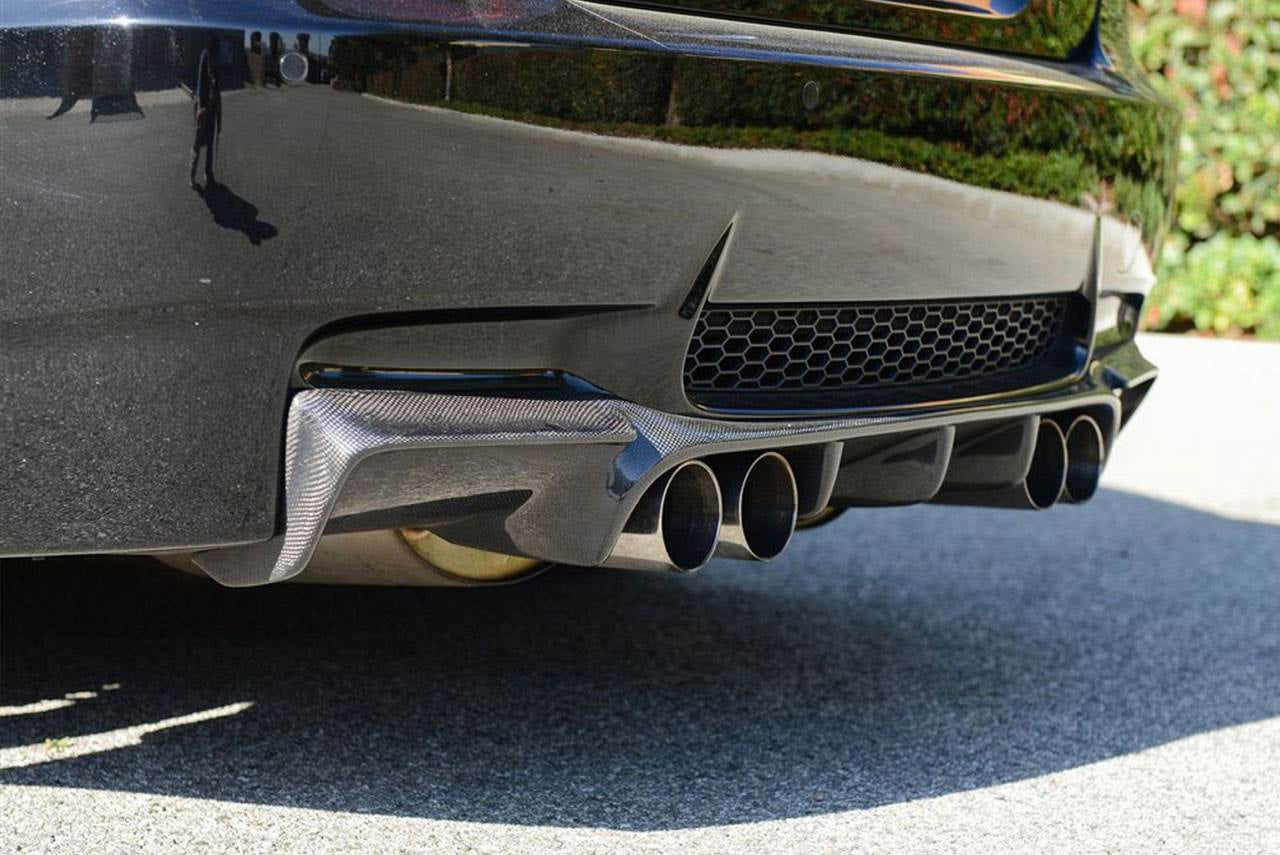 Rear Bumper Diffuser V-Style for E92/E93 M3, Carbon for BMW 3 Series E-90/91/92/93 2005-2011 - image 2