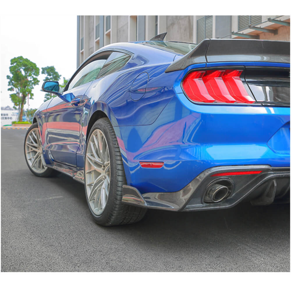 Side Skirts V3 (Carbon) for Ford Mustang 2015-2023 - image 2