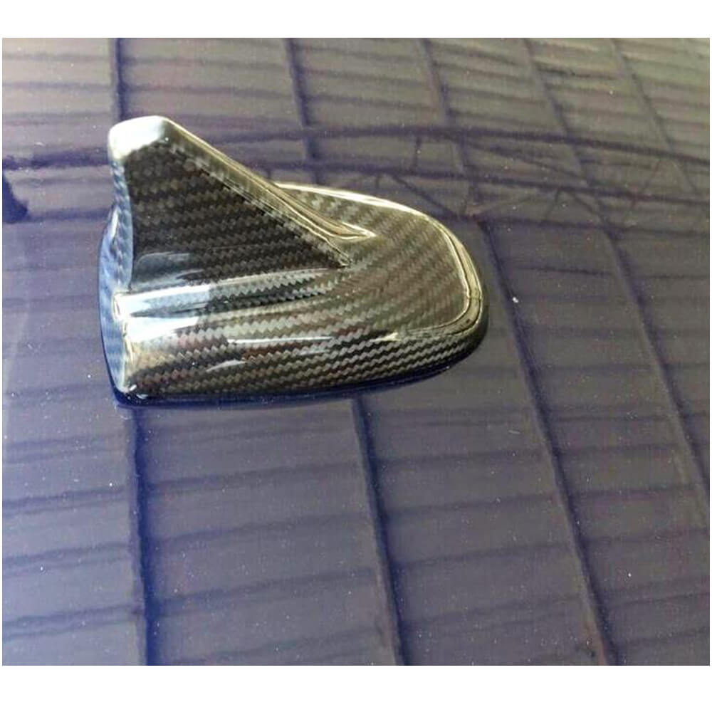 Roof fin (Carbon) for Maserati Quattroporte 2013↗︎ - image 2