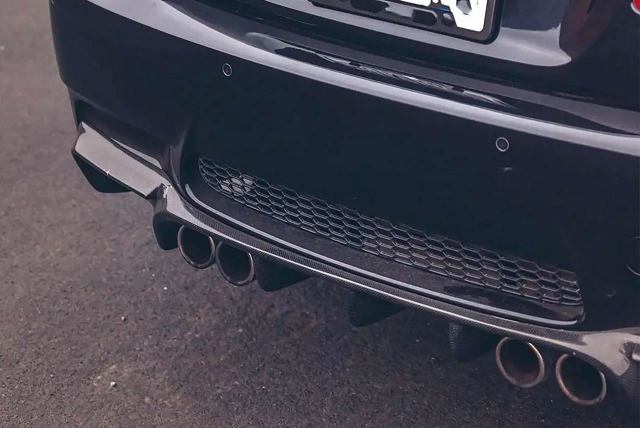 Rear Bumper Diffuser V-Style (for M3, Carbon) for BMW 3 Series E92/E93 2006–2013 - image 5