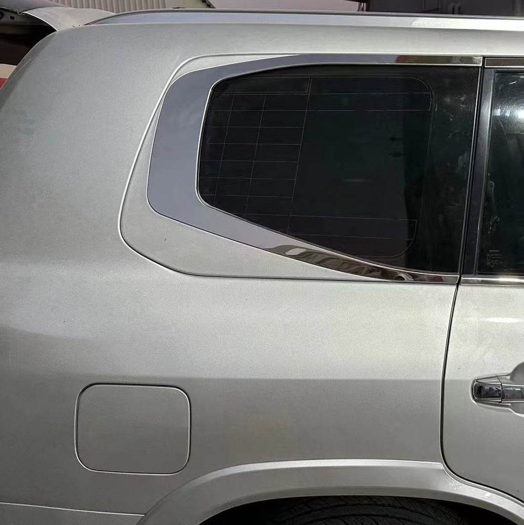 Complete edging of windows design LC300 (stainless steel) for Toyota Land Cruiser 200 - Reelken Auto