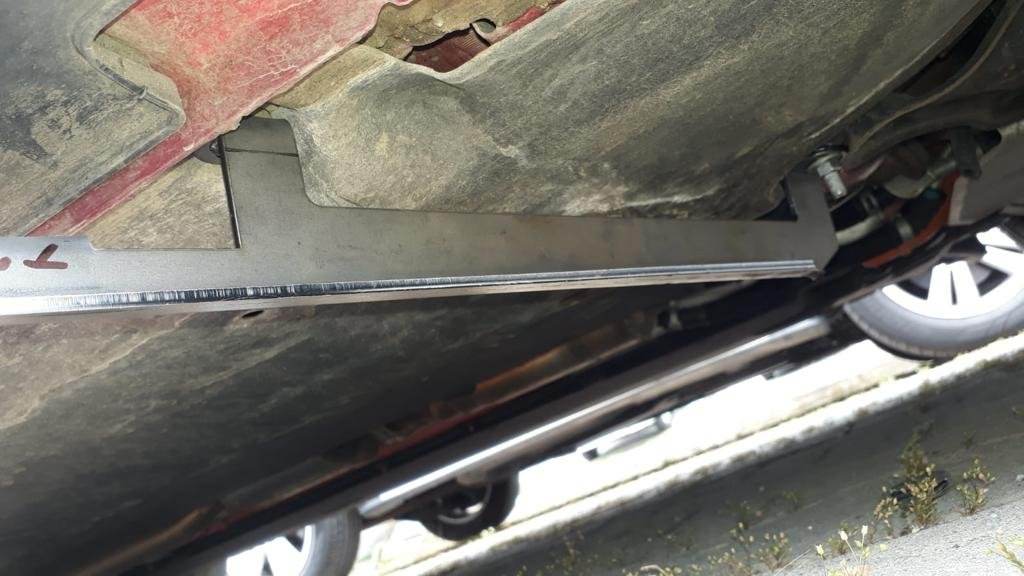 Lateral platforms Tayga V2 (2 pieces, aluminum) for Kia Niro 2016↗ - Reelken Auto