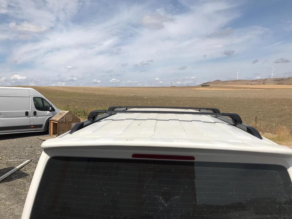 Integrated Roof Rails (black) for Volkswagen T5 2010-2015 - image 2