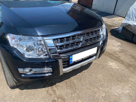 Restyling kit (front bumper) for Mitsubishi Pajero Wagon IV - Reelken Auto