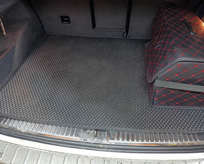Trunk mat V1 (EVA, black) for Volkswagen Touareg 2010-2018 - Reelken Auto
