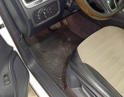 EVA mats (black) for Volkswagen Touareg 2010-2018 - Reelken Auto