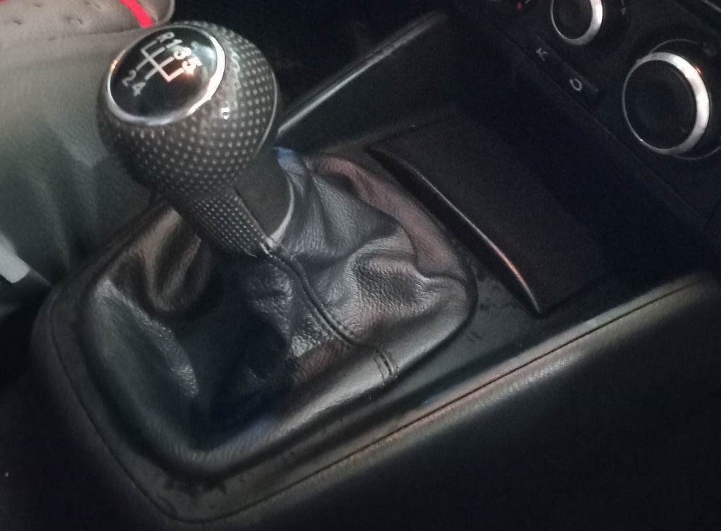Gearbox cover (leather) for Volkswagen Golf 4 - Reelken Auto