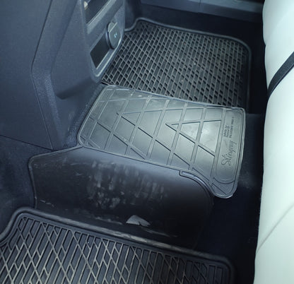 Rear Tunnel Rubber Mat (Stingray Premium) for Volkswagen Tiguan 2016-2023 - image 3