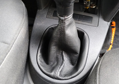 Leather Gear Shift Boot for Volkswagen Caddy 2004-2010 - image 3