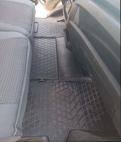 Rubber Floor Mats (3 pcs, Stingray Premium) for Iveco Daily 2014- - image 2