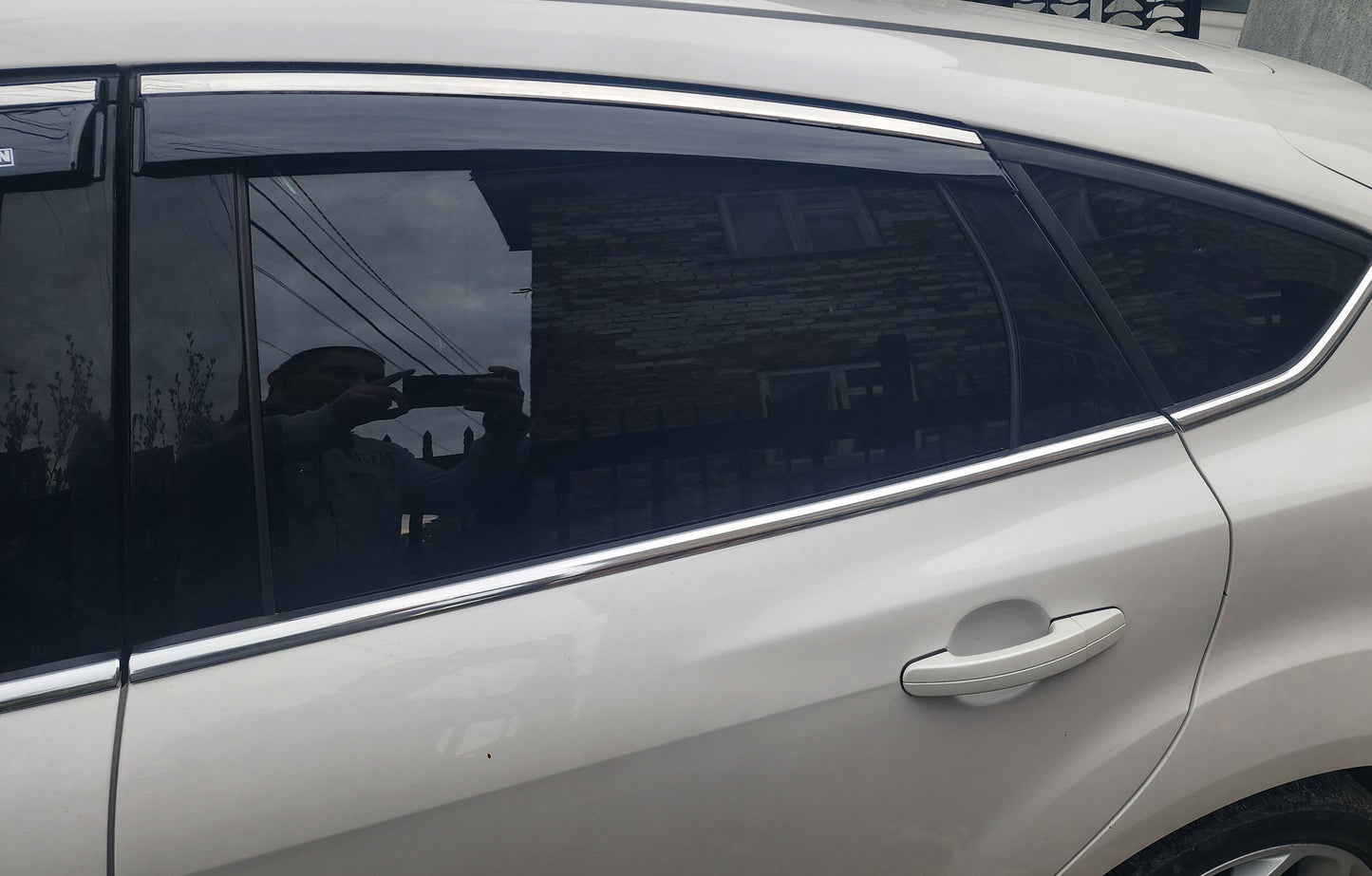 Window deflectors with chrome trim Niken (SD/HB, 4 pcs) for Ford Focus III 2011-2017 - image 5