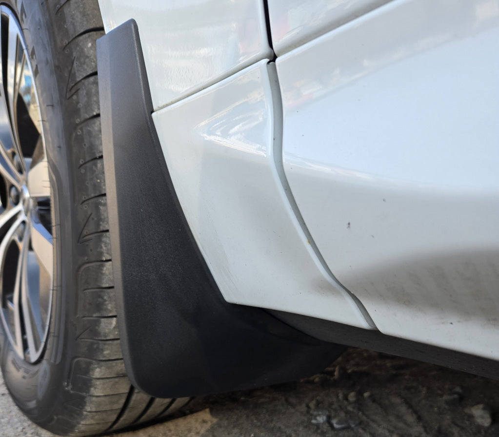 Premium Mud Flaps (4 pcs) for Volvo XC60 2017- - image 2