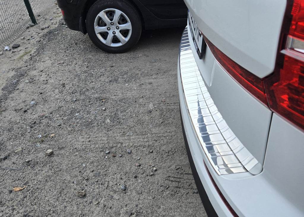 Cover on the rear bumper Carmos gloss (stainless steel) for Volvo XC60 2017↗ - Reelken Auto