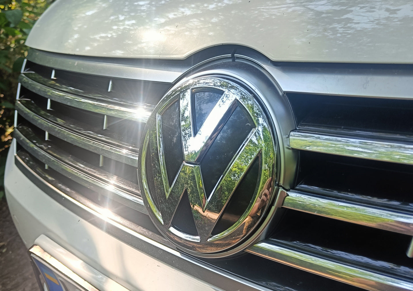 Front badge (2012+, OEM style) for Volkswagen Passat СС 2008-2017 - image 1