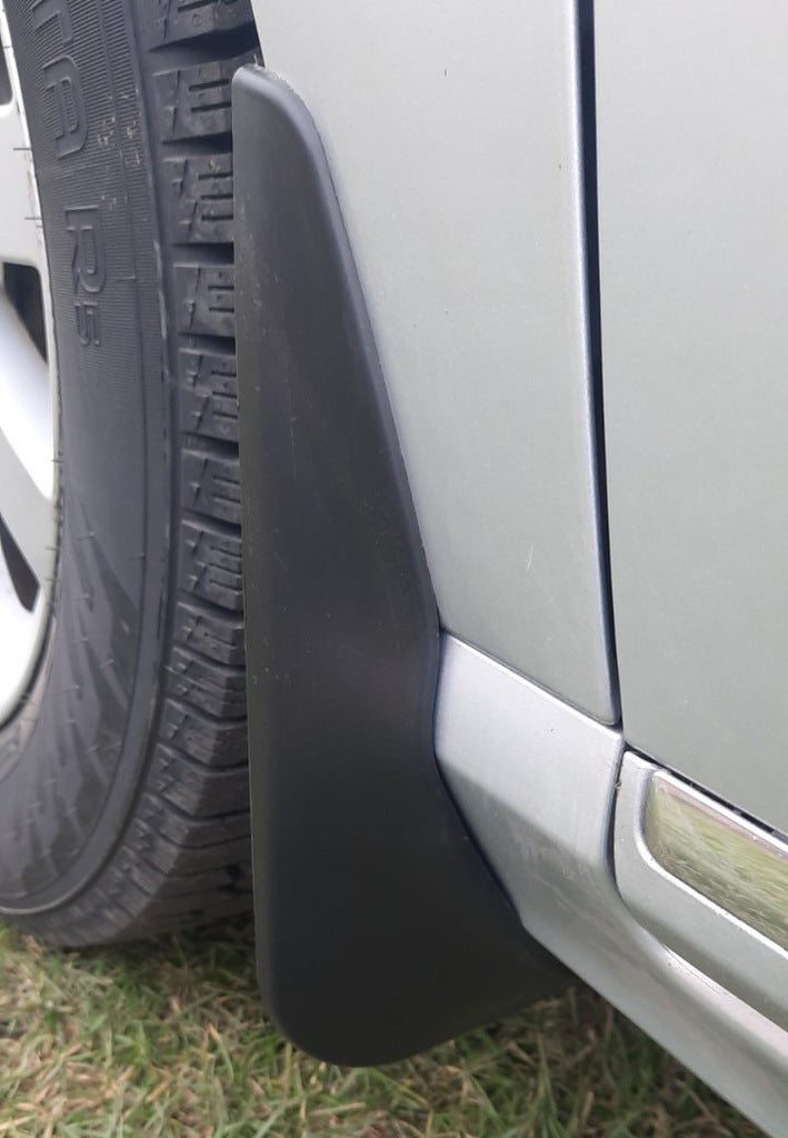 Original Premium Europe Mud Flaps (4 pcs) for Volkswagen Passat B7 2012-2015 - image 3