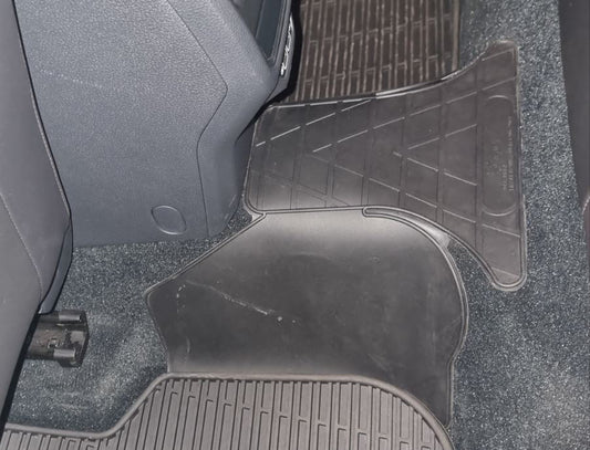 Rear Tunnel Mat USA (Stingray Premium) for Volkswagen Passat B8 2015-2023 - image 2