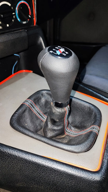 Gear Shift Knob OEM (leatherette, smooth black) for BMW 5 Series E34 1988-1995 - image 4