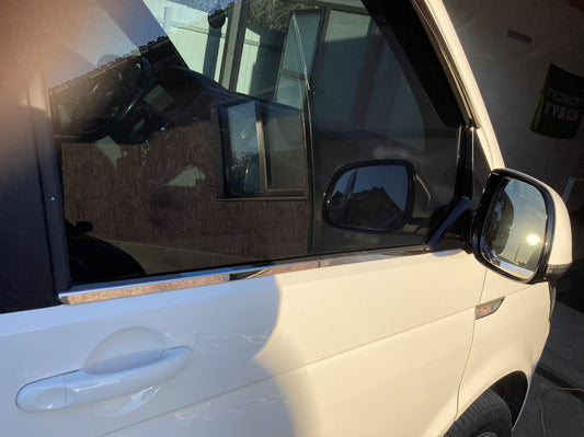 Window edging (2 pcs., stainless steel) for Volkswagen T6 - image 2