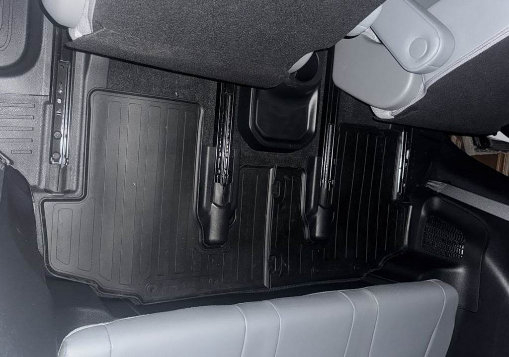 Stingray mats (6 pcs, rubber) for Toyota Highlander 2019- - Reelken Auto