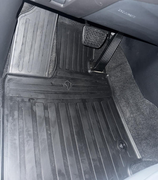 Rubber Floor Mats Stingray (6 pcs) for Toyota Highlander 2019- - image 1