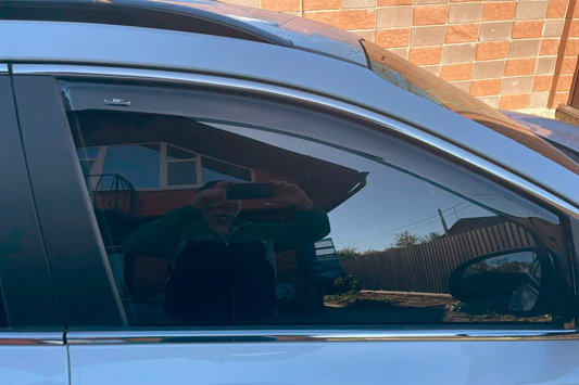 In-channel window deflectors (4 pcs, HIC) for Kia Sportage 2015-2021 - image 1