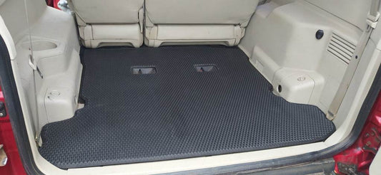 Trunk mat (EVA, Black) for Mitsubishi Pajero Wagon III - Reelken Auto