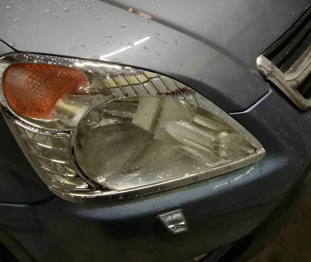 Front lamp trims (2 pieces, plastic) for Honda CRV 2001-2006 - image 1