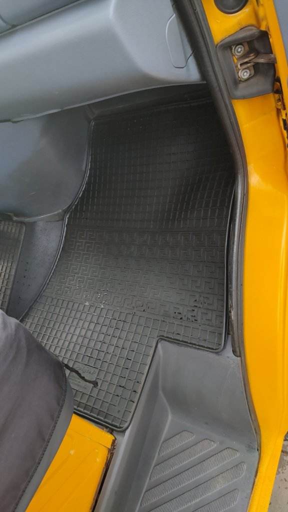 Rubber mats (3 piece, Polytep) for Volkswagen LT 1995-2006 - Reelken Auto