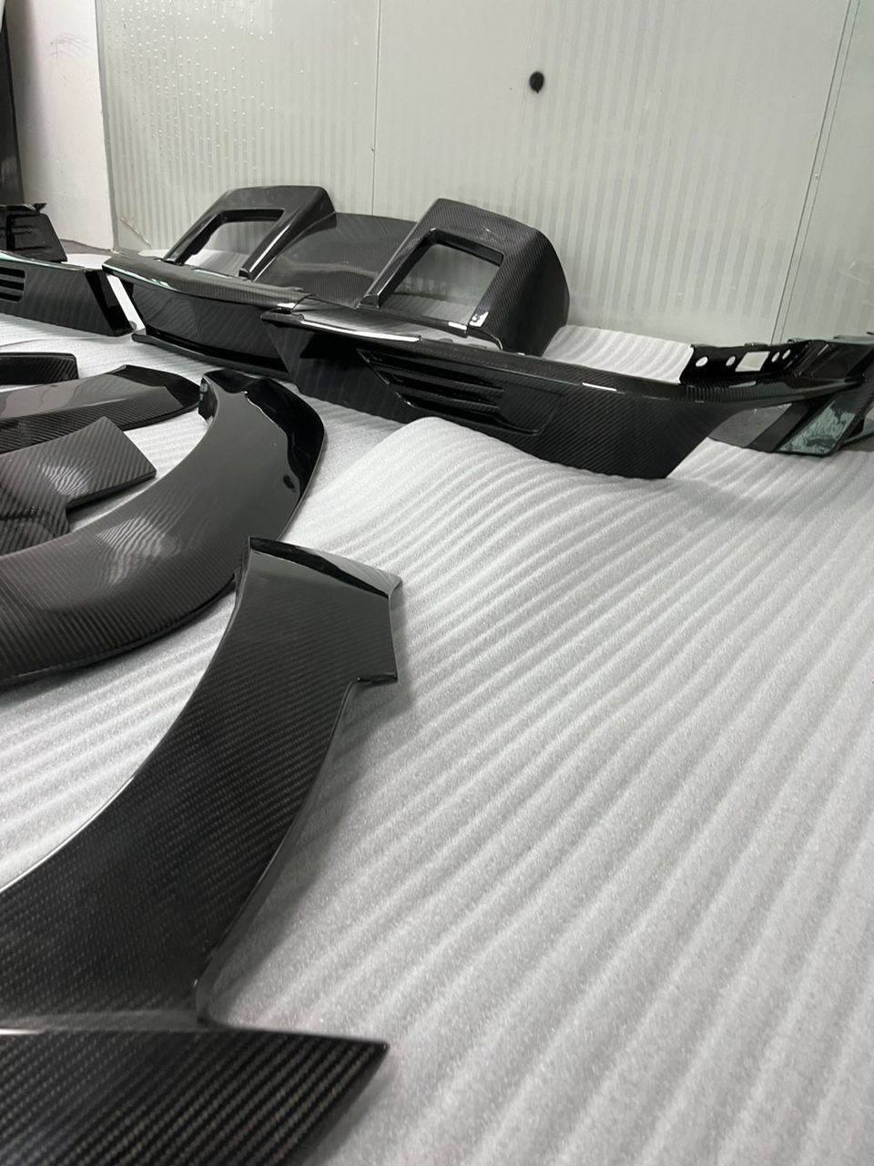 LRT Carbon body kit for Cadillac Escalade 2020- - image 17