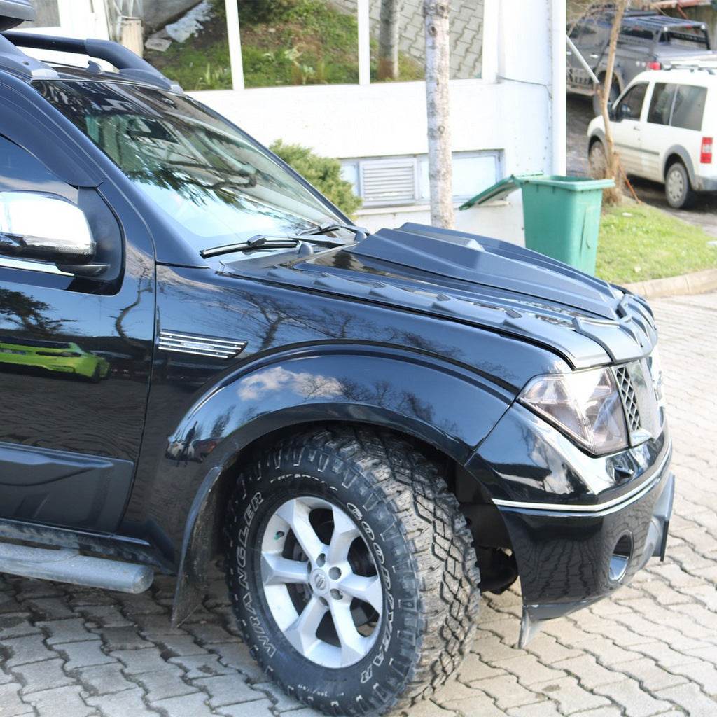 Set of linings for the hood DRAGON (3 pcs) for Nissan Navara 2006-2015 - Reelken Auto
