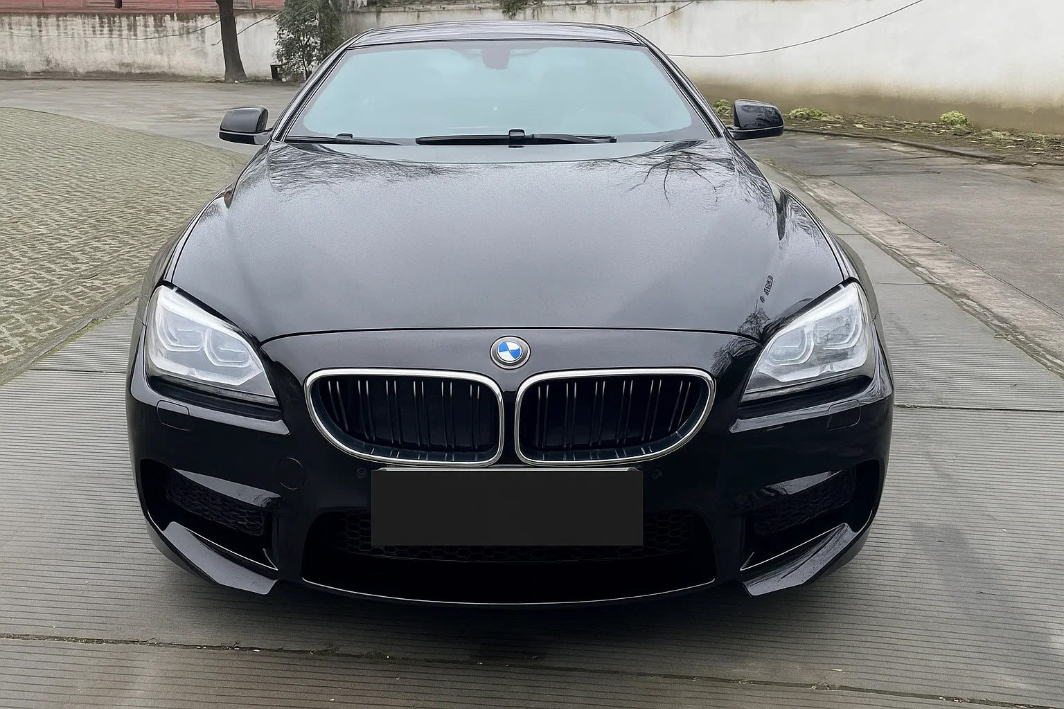 Kidneys M-Look (Gloss Black with Chrome Trim) for BMW 6 Series F12/F13/F06 2011-2018 - image 1