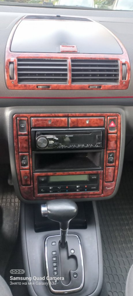 Trim panel for Seat Alhambra 1996-2010 - image 1