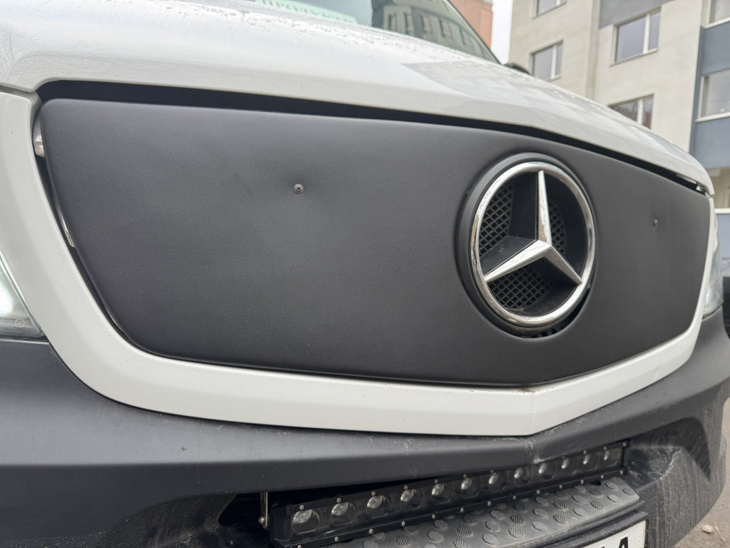 Winter grille trim V1 (2013↗) for Mercedes Sprinter W906 2006-2018 - image 2