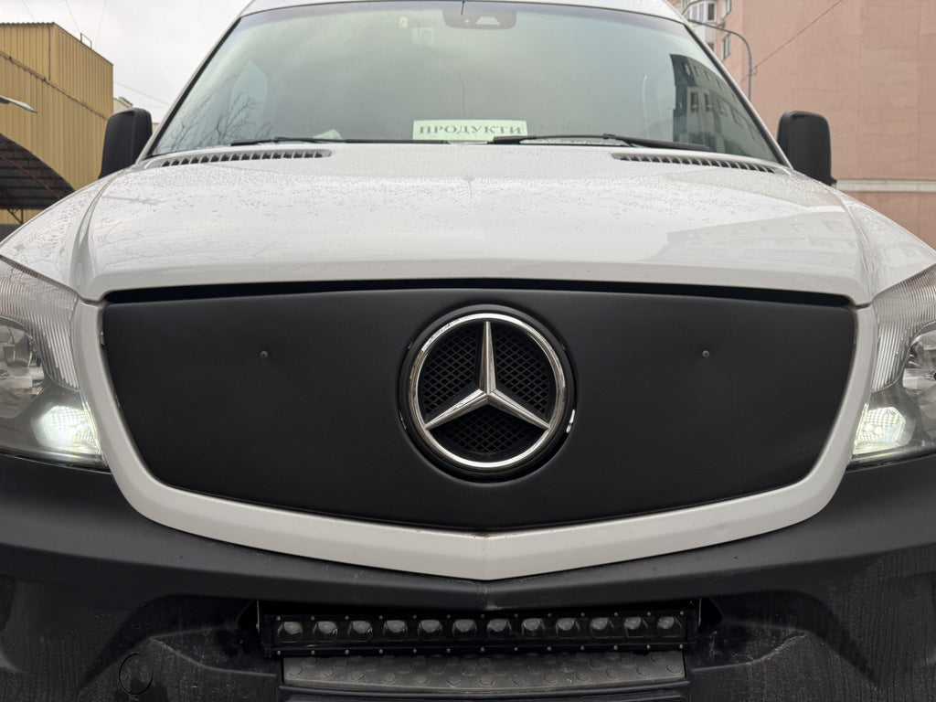 Winter grille cover V1 (2013↗) for Mercedes Sprinter W906 2006-2018 - image 4