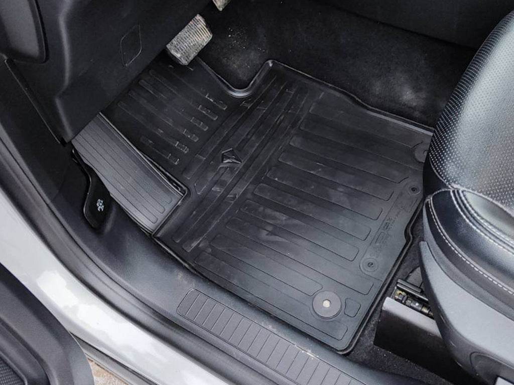 Rubber mats (4 pcs, Stingray Premium) for Ford Kuga/Escape 2019↗︎ year - Reelken Auto
