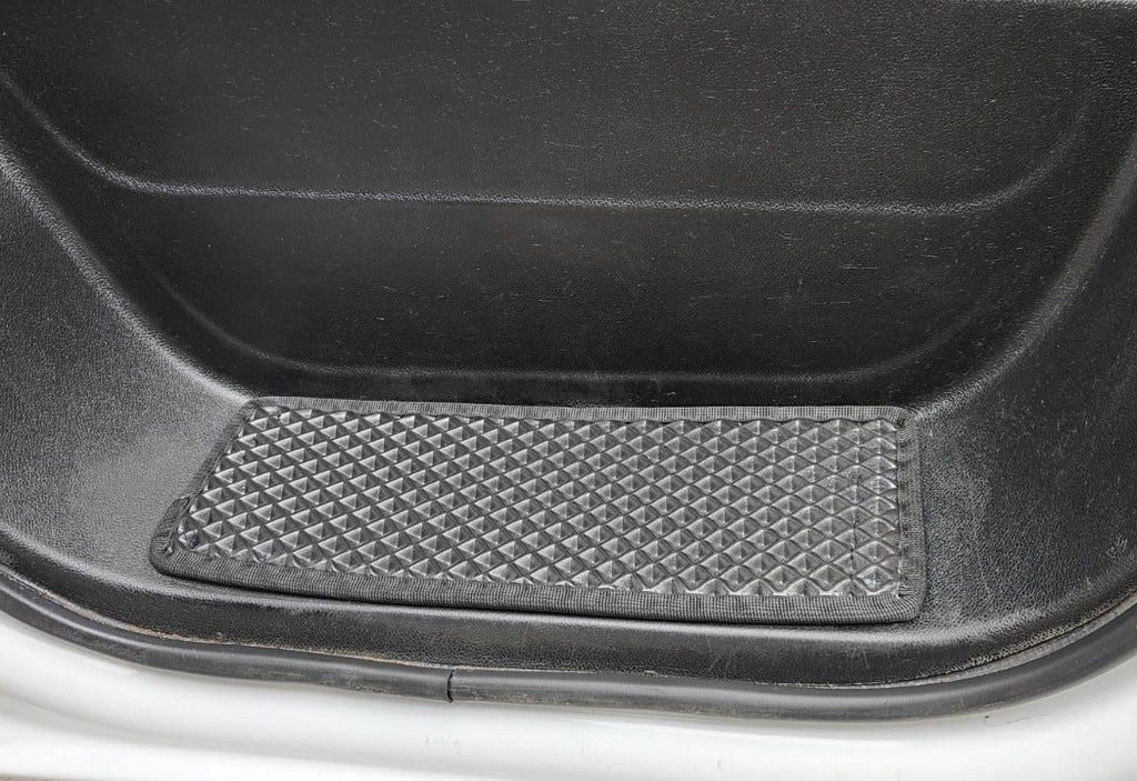 EVA Door Sill Mats (2 pcs, black) for Nissan NV400 2010-2024 - image 3