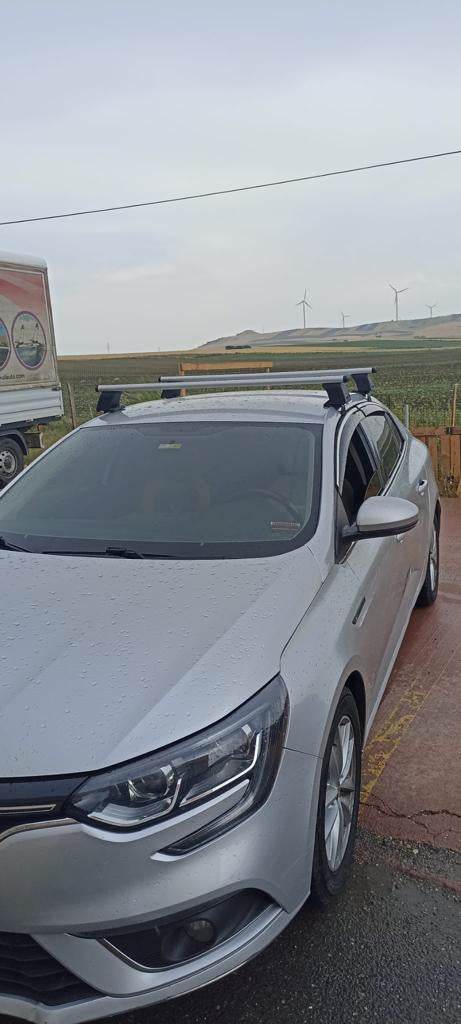 The jumpers on smooth roof (2 PCs, Asaf V4) for Renault Megane IV 2016-2025 - Reelken Auto