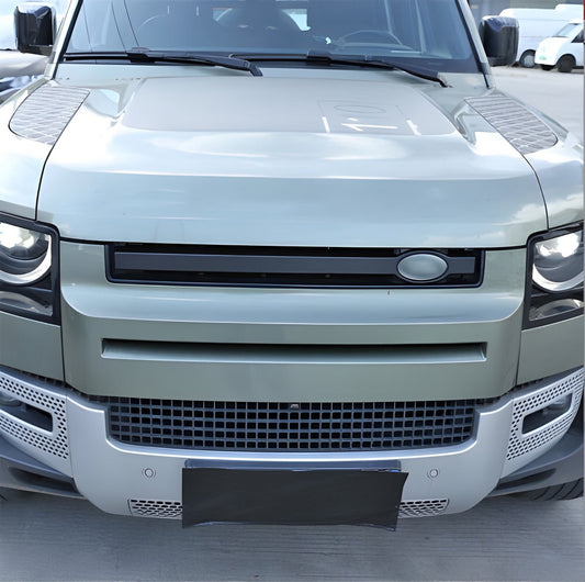 Insert on the grid for Land Rover Defender 2019↗︎ - image 1