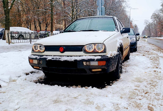 Winter cover on the grille for Volkswagen Golf 3 - image 1