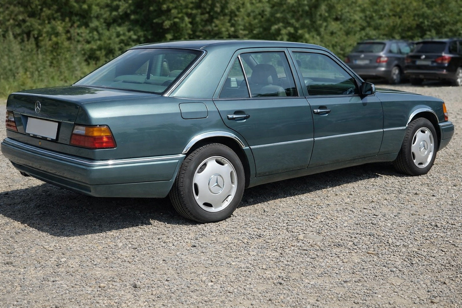 Fender Trim 1989-1995 (4 pcs, Stainless Steel) for Mercedes E-сlass W124 1984-1997 - image 1
