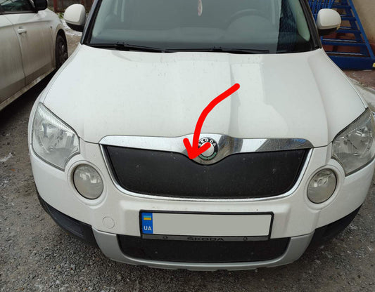 Winter cover on the grille (top, 2009-2013) for Skoda Yeti 2009-2017 - image 1