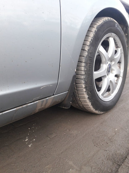 Premium Mud Flaps (4 pcs) for Volvo V60 2011-2018 - image 3