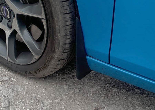 Premium mudguards (2012-2016, 4 pcs.) for Volvo V40 2012↗ - Reelken Auto