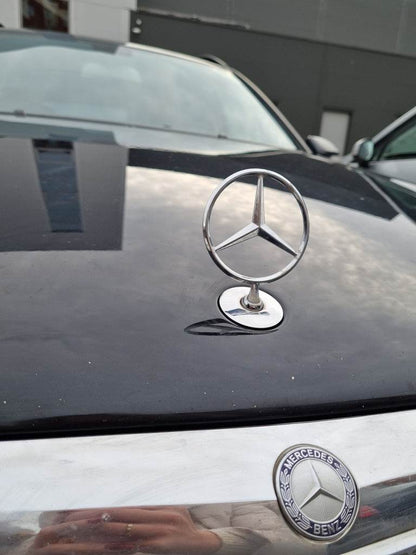 Sight emblem (without inscription) for Mercedes E-class W211 2002-2009 - Reelken Auto