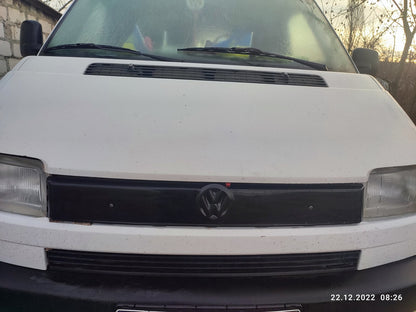 Winter front grille cover for Volkswagen T4 Transporter 1990-2003 - image 1