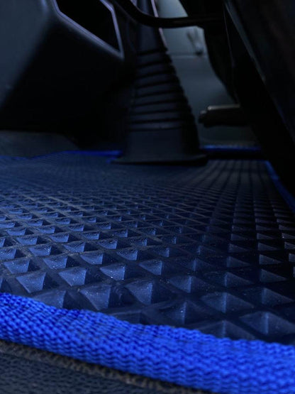 EVA mats (blue) for Volkswagen T4 Transporter - Reelken Auto