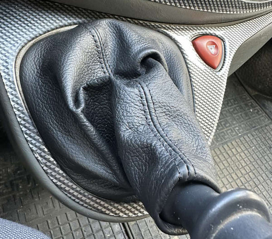 Leather Gear Shift Boot for Nissan Primastar 2002-2014 - image 1