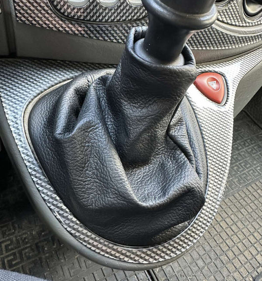 Leather Gear Shift Boot for Renault Trafic 2001-2015 - image 1